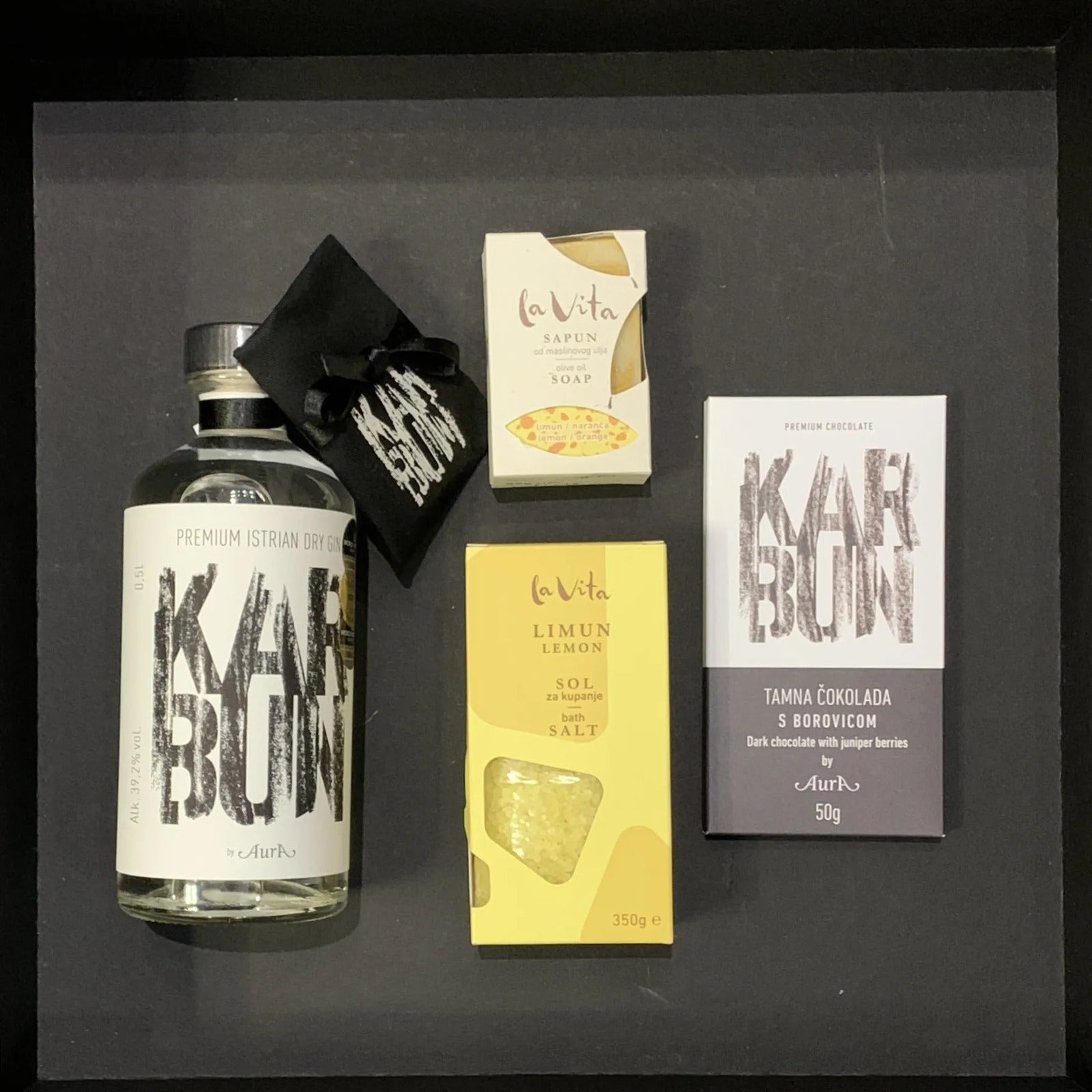 Karbun and LaVita Christmas Gift Box